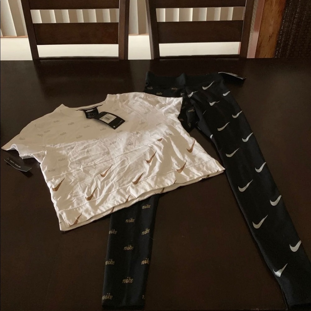 Nike Metallic Tights and Crop Top Xsmall